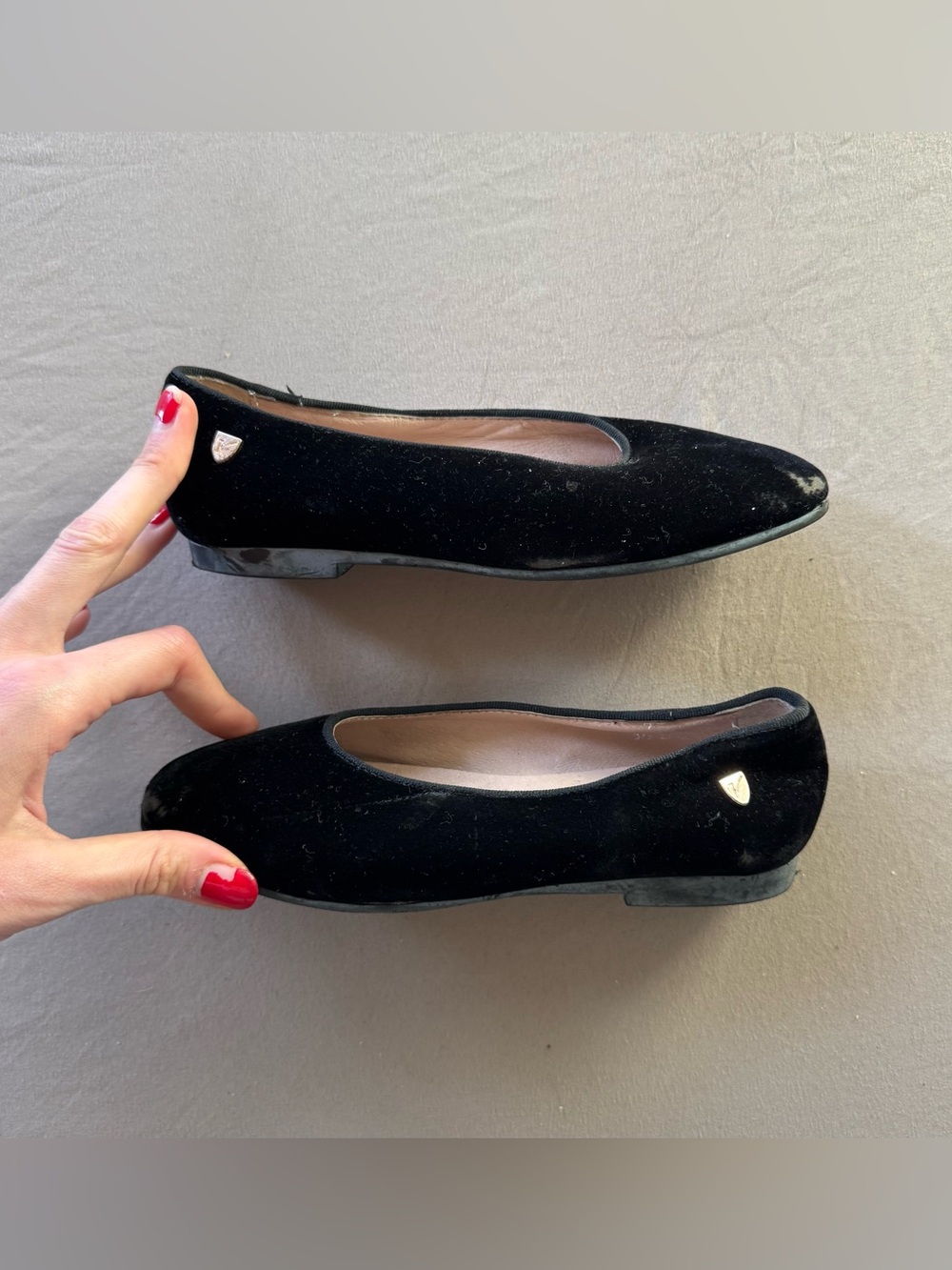 Girls Venettini Lena black velvet ballet flats